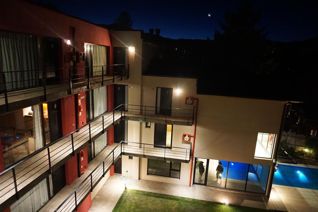 El Oasis Apart Hotel Сан-Мартін-де-лос-Андес Екстер'єр фото